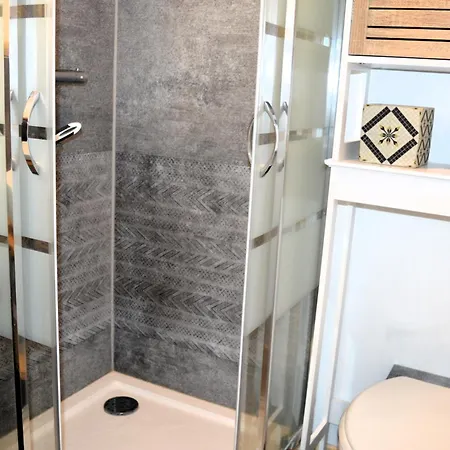 Petite Vague - Maison Atypique Avec Terrasse 펜션 *